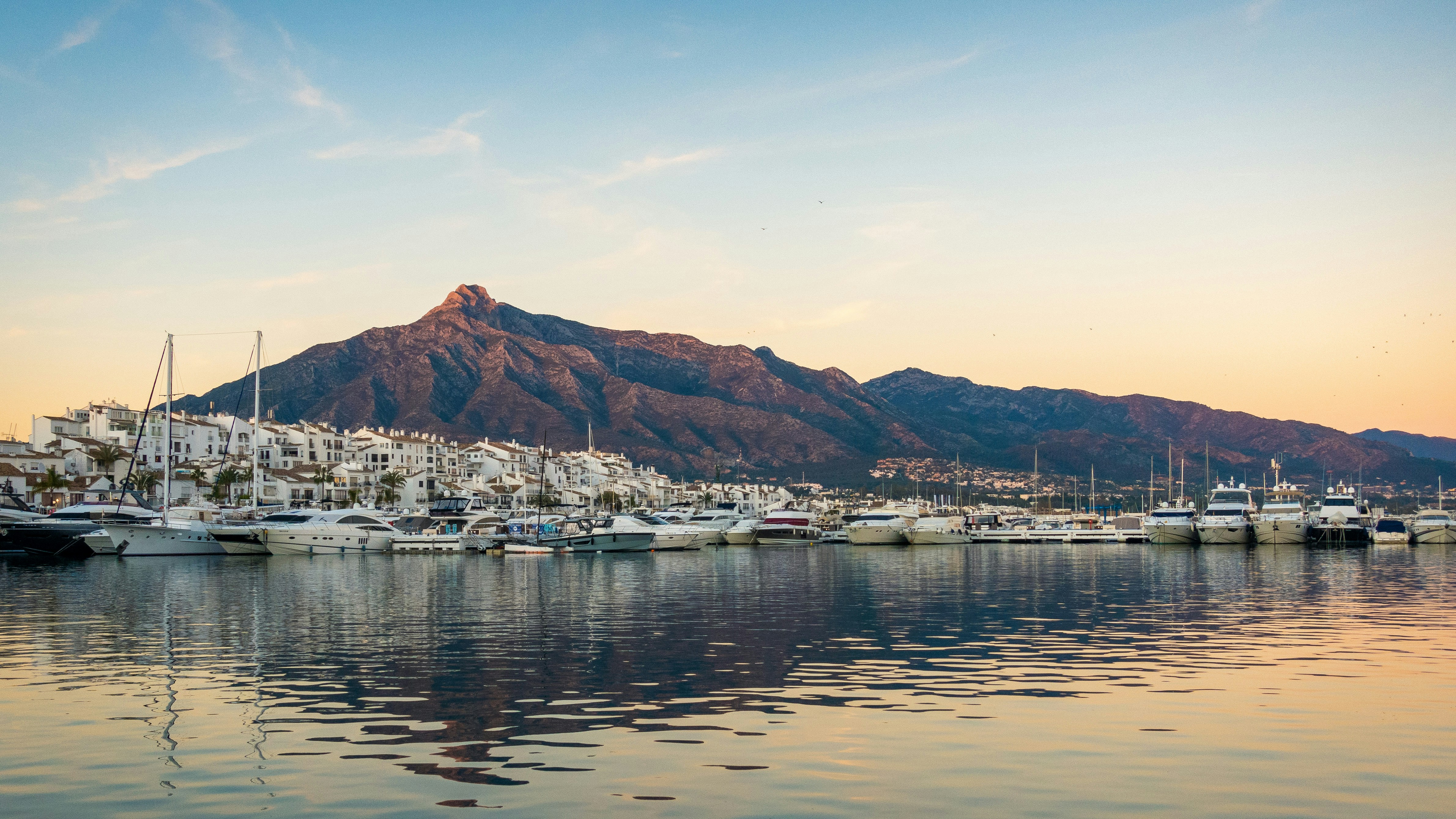 Photo by Simon Hermans on Unsplash