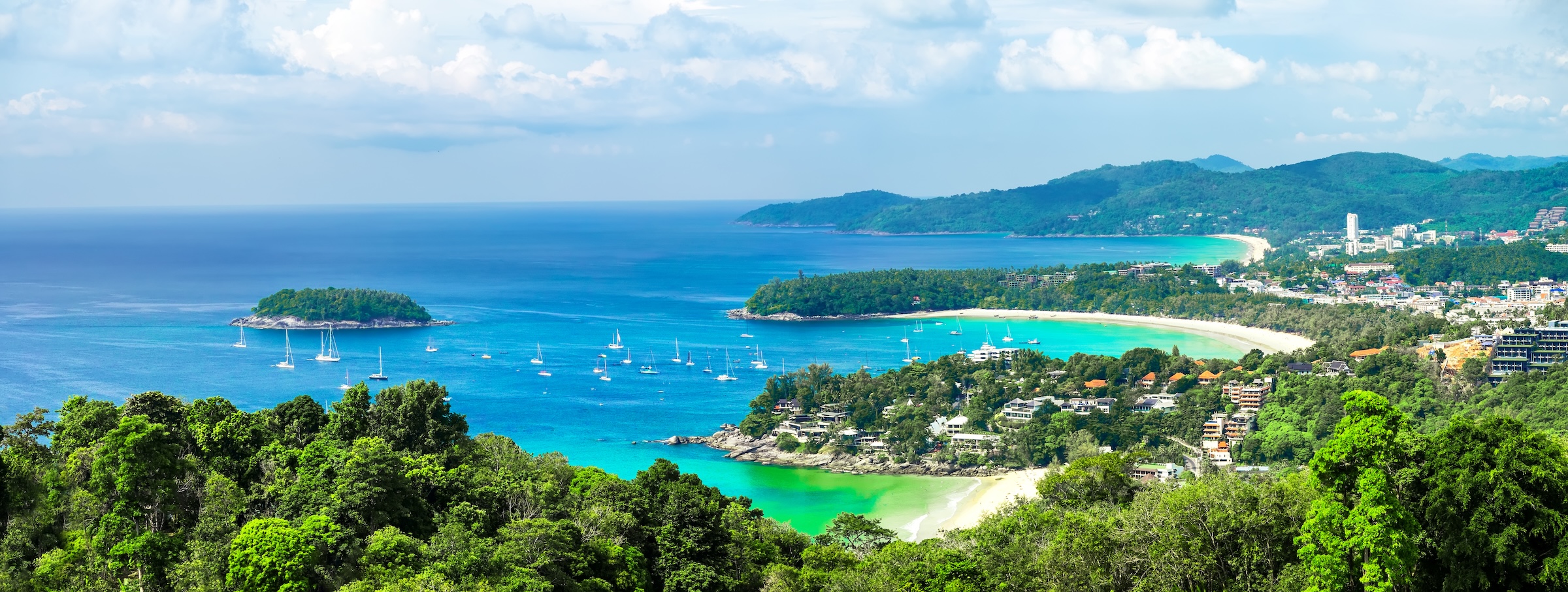 Tropical beach landscape panorama. Beautiful turquoise ocean waives with boats and sandy coastline from high view point. Kata and Karon beaches, Phuket, Thailand SSUCv3H4sIAAAAAAAAA21NSwoDIQy9S9ZStO3CehWZRcamQ0BG0Lgo4t1rSpeFEF5e3mfAjo0ThAH0ZCmVMUOwBjjn3qSicDkXMQ0kFDqWgJqq8aAzvRW9ipTMCCGCsw/vL87Z6133zYMBnW3Zfz1xaBAE5VvfFUzzh1NLpUzYtC9u6yMo/XuNOT/HTsZquAAAAA==