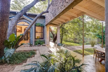 Mbano Manor Hotel Victoria Falls