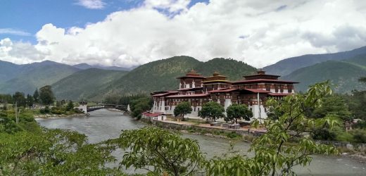 Bhutan: Mountain Kingdom