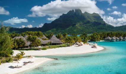 St_Regis_Bora_Bora_Resort_19