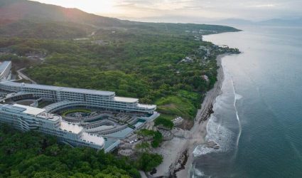 dreams-bahia-mita-surf-resort-spa-hero