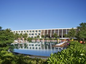 eb-cunek-ed-cunek-hotel-facade-37080