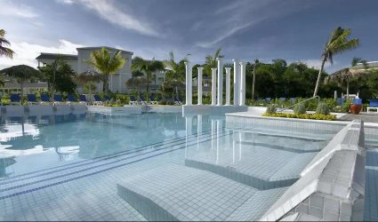 jamaica-tourism-grand-palladium-jamaica-resort-spa